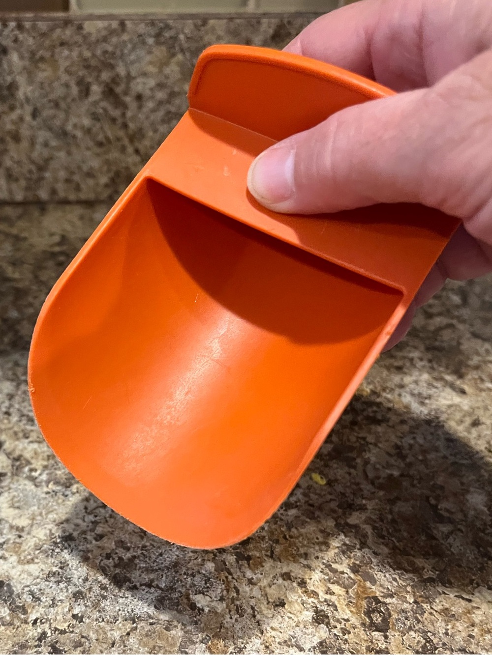 Vintage Tupperware Rocker Scoop Orange - Picture 4 of 13